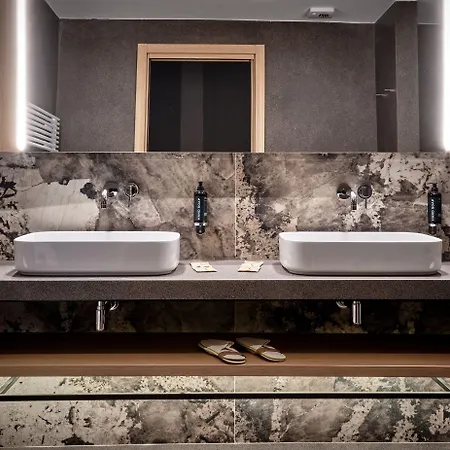 Hotel Il Leon D'Oro Bari - By Farace Hotels 4*
