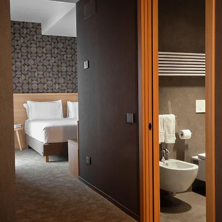 Hotel Il Leon D'Oro Bari - By Farace Hotels 4*